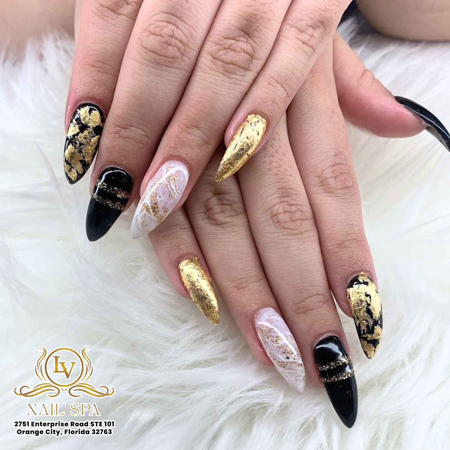 The new year brings new opportunities. Make sure you step into them feeling confident from head to fingertips.